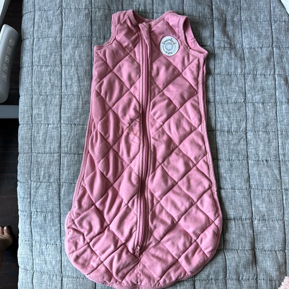 Dreamland Baby Weighted Sleepsack Size Small 0-6 months, 8-16 lbs, pink